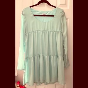 Mint green dress!